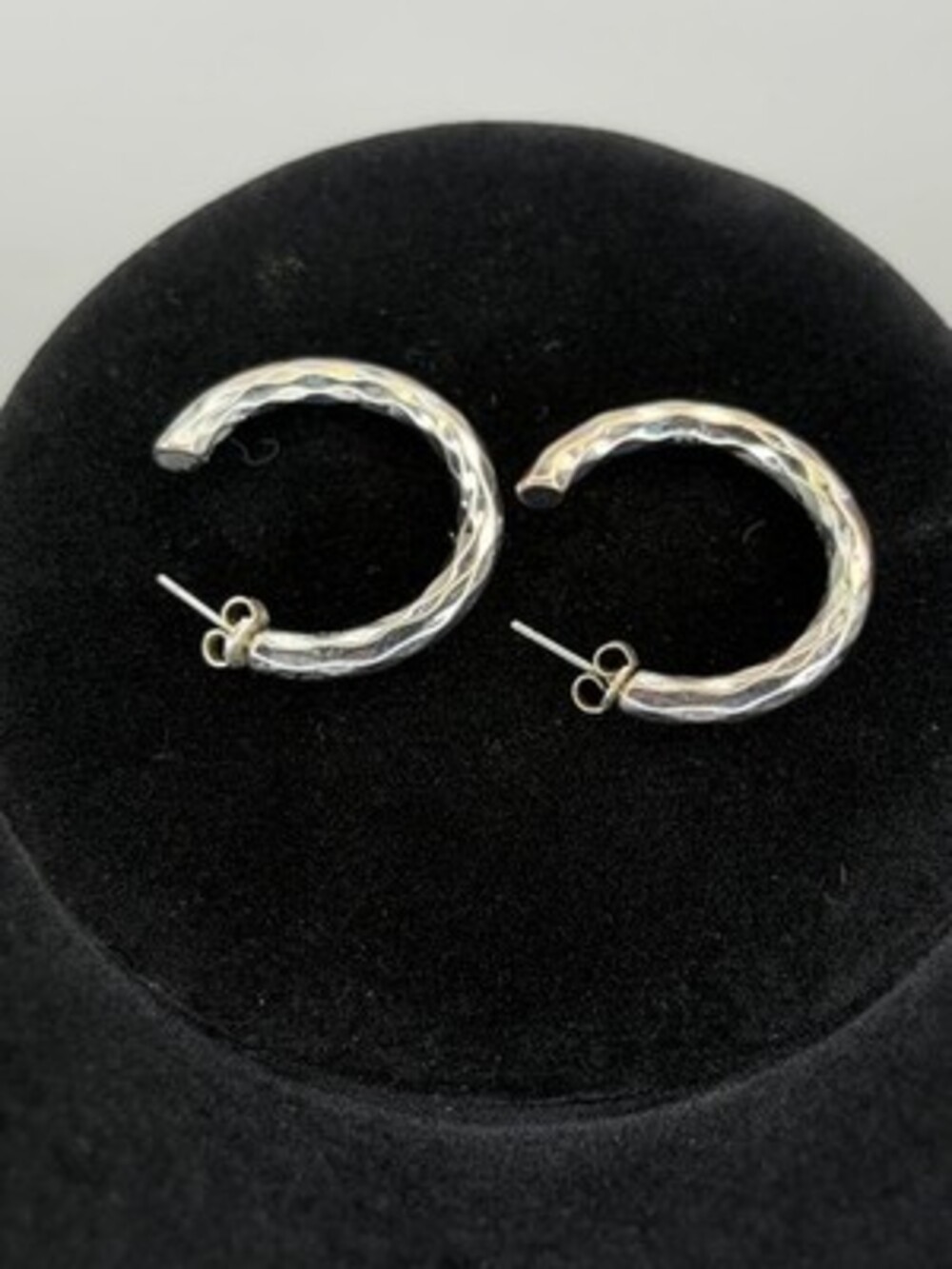 Vintage Sterling Silver Hammered Hoop Earrings 925 Wavy Texture 1.25" C-Hoops